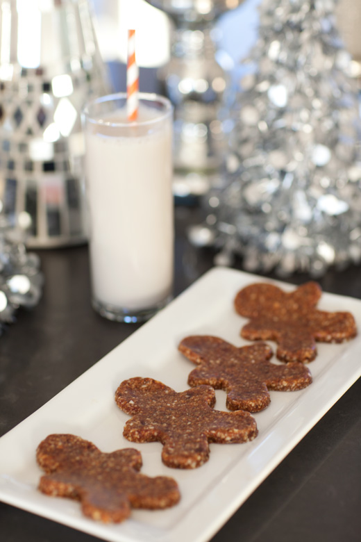 Raw-Gingerbread-Man-Cookies-8