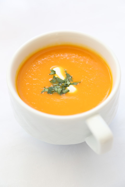 Healthy-Carrot-Ginger-Soup-1