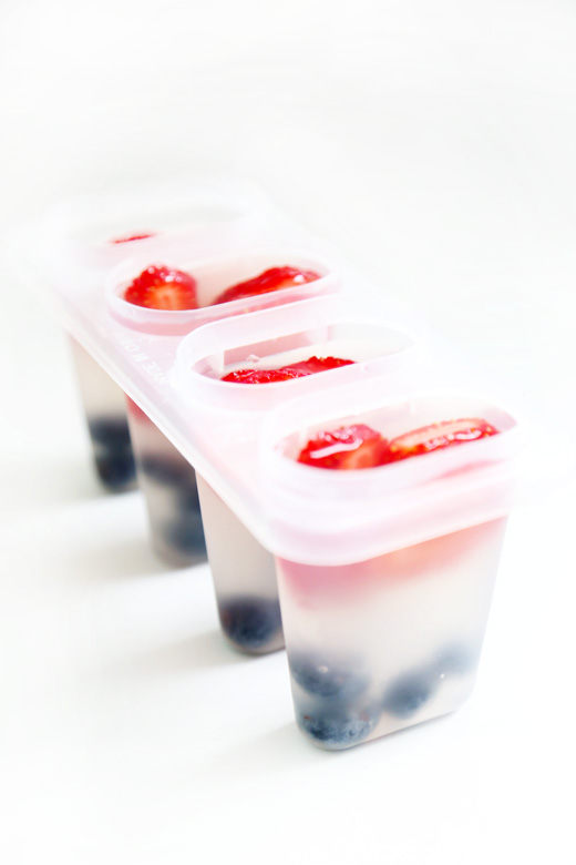 Red-White-and-Blue-Berry-Coconut-Water-Popsicles-5