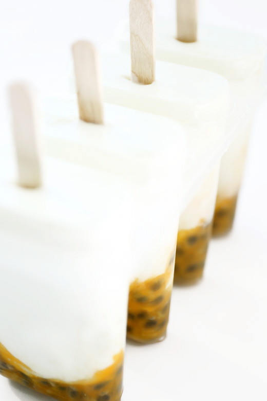 Passionfruit-Protein-Popsicles-5
